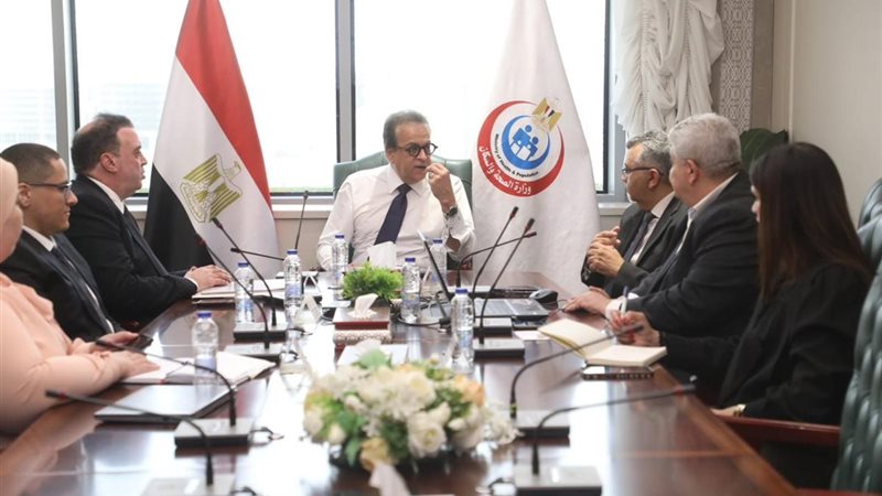 اجتماع د.خالد عبدالغفار