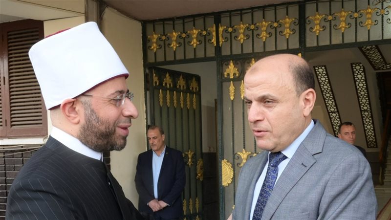 محافظ الغربية يستقبل