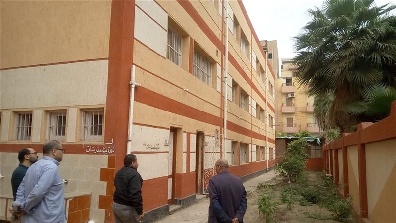 هجوم الزواحف يثير