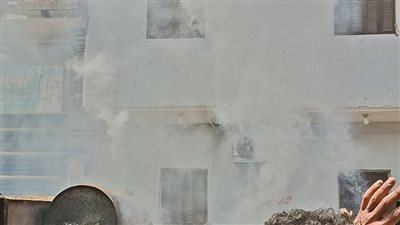 السيطرة على حريق التهم محولا كهربائيا في المنوات (صور)