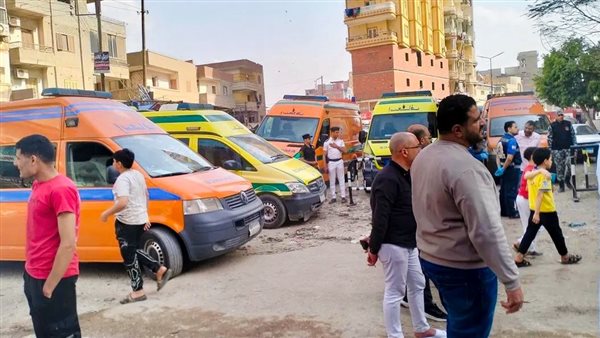 ارتفاع عدد المصابين في حريق مصنع مفروشات بالمحلة الكبرى إلى 22 شخصًا