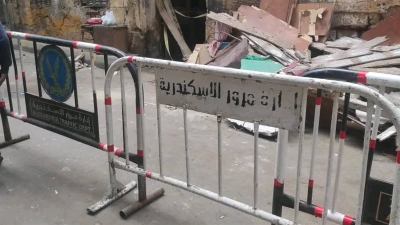 انهيار سقف حجرة