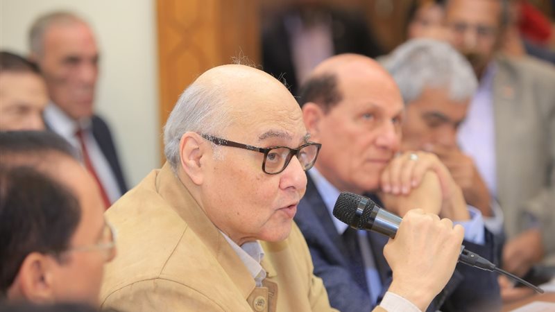 منتدى حزب الغد،فيتو