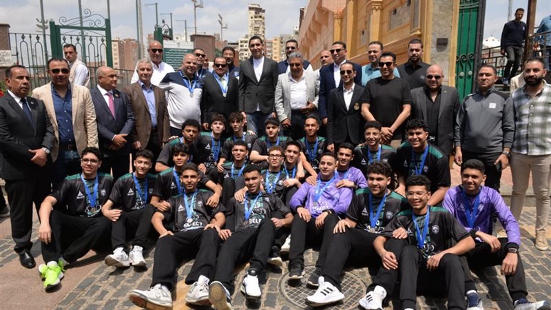 وزير الشباب ومحافظ