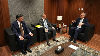 وزير البترول يناقش مع مسؤولي إيني سبل توسيع عمل الشركة بمصر 