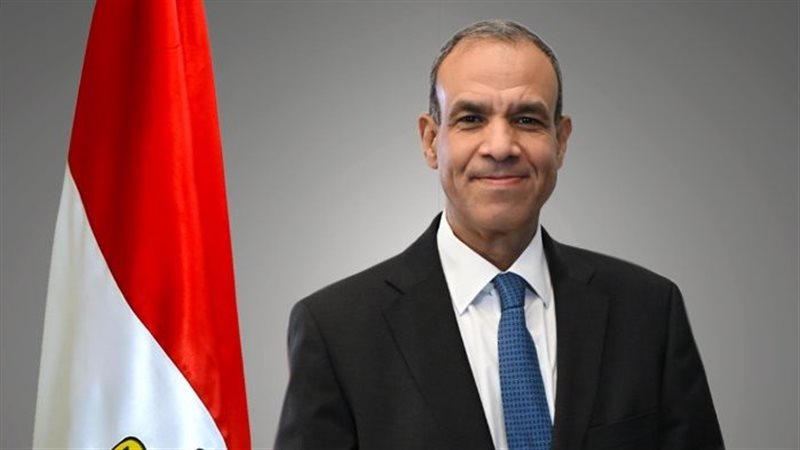 الدكتور بدر عبد العاطي