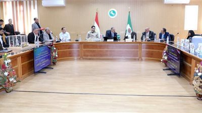 محافظ الشرقية يشهد احتفالية تخرج المنحة التدريبية في تكنولوجيا الطاقة