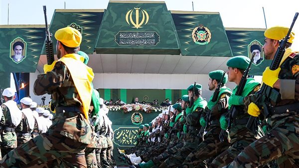 فيتو الحرس الثوري الإيراني يعلن تفكيك خلية كانت تخطط لشن هجمات في غرب البلاد 