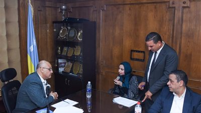 استجابة فورية لطلبات المواطنين، محافظ الإسكندرية يوجه بتوفير 9 فرص عمل بينها وظيفة لذوي الهمم