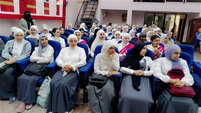 تعليم الفيوم تناقش مهارات القيادة الحديثة بأولى جلسات الصالون الثقافي لطلاب المدارس 
