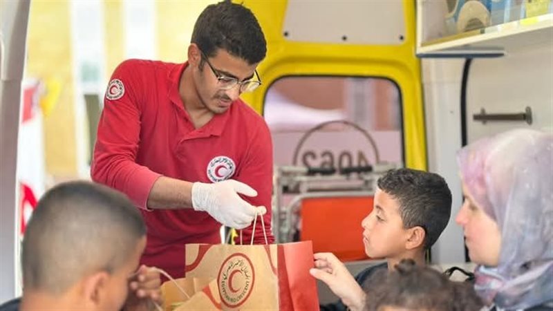 الهلال الأحمر 