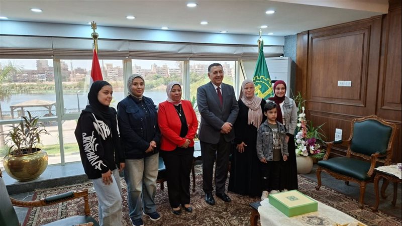 محافظ القليوبية خلال