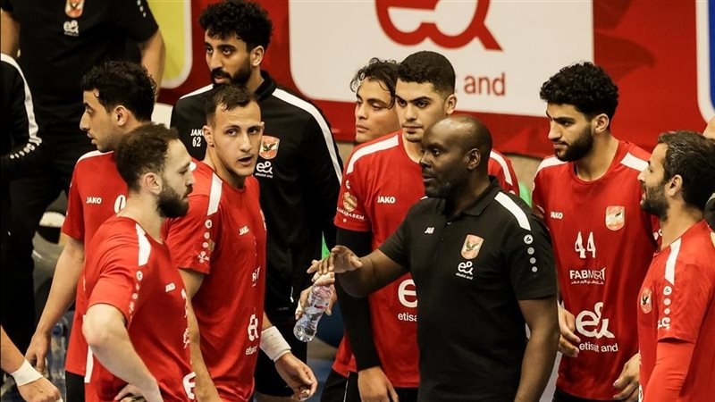 الأهلي، فيتو