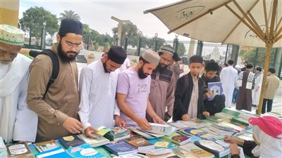 الأعلى للشئون الإسلامية ينظم معرضًا للكتاب بمسجد السيدة نفيسة (صور)