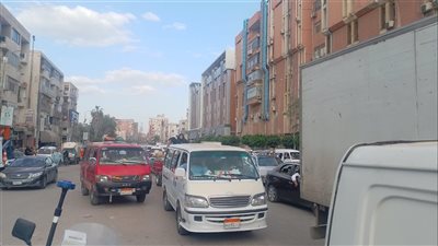 ارتباك مروري ببنها بسبب التحويلات المرورية علي الطريق الزراعي 