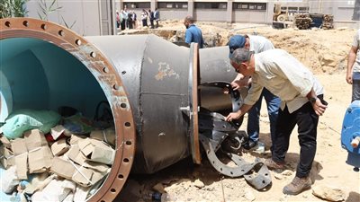 رئيس مياه الفيوم يتابع بدء تنفيذ أعمال ربط المرحلة الثالثة بمحطة العزب الجديدة