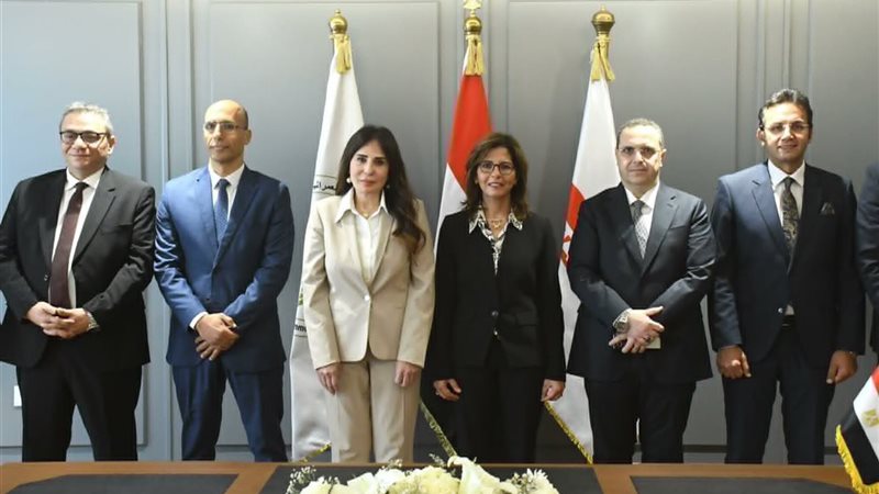  تعاون بين وزارة