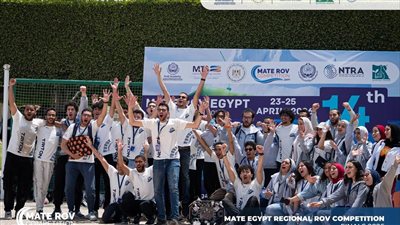 الأكاديمية العربية تتأهل لنهائيات كندا في المسابقة الإقليمية للغواصات الآلية البحرية