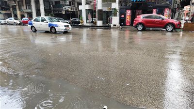 انقلاب مفاجئ في الطقس، سقوط أمطار غزيرة على بورسعيد (فيديو وصور) 
