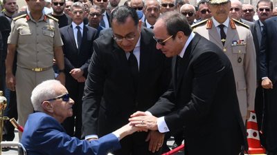 قائد مدفعية وأحد أبطال حرب أكتوبر، محطات في حياة الراحل كمال مدبولي (بروفايل) 