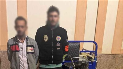 أخبار الحوادث اليوم: مقتل مسنة على يد نجلها بالإسماعيلية بسبب أعمال الشعوذة.. ضبط عاطلين سرقا حقيبة من داخل مسجد بالسويس.. وإحالة نجل ميدو إلى محكمة الطفل بتهمة حيازة مواد مخدرة