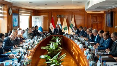 وزير البترول يشهد أعمال الجمعية العامة لشركة فجر المصرية للغاز الطبيعي