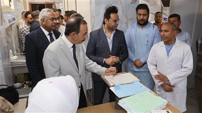 محافظ سوهاج يتفقد المستشفى العام ويوجه بتحسين مستوى الخدمات الطبية