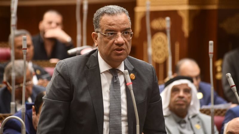 محمود مسلم، فيتو