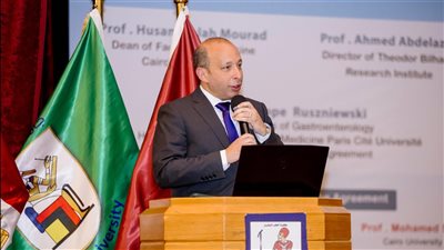 عميد قصر العيني: المؤسسات الجامعية باتت مراكز عالمية لصناعة المعرفة والبحث العلمي المتقدم