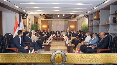 الشعب الجمهوري ينظم صالونا سياسيا لمناقشة مستهدفات الاستراتيجية الوطنية الجديدة لحقوق الإنسان
