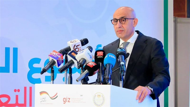 وزير التربية والتعليم،
