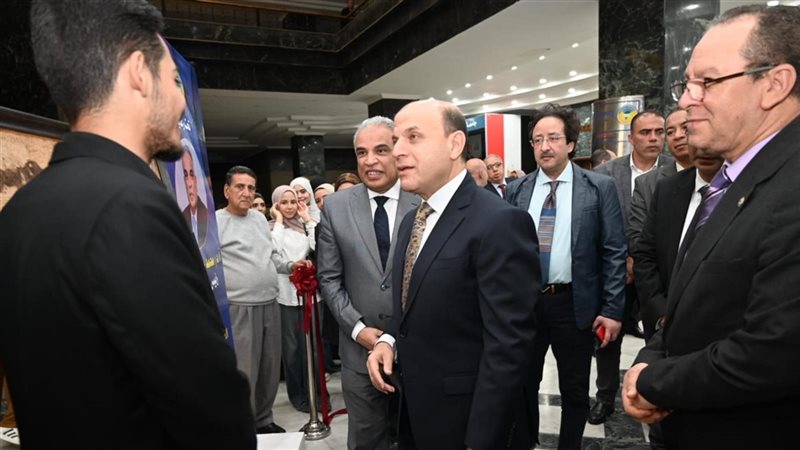 محافظ الغربية ورئيس