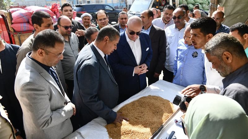 محافظ الفيوم يتفقد