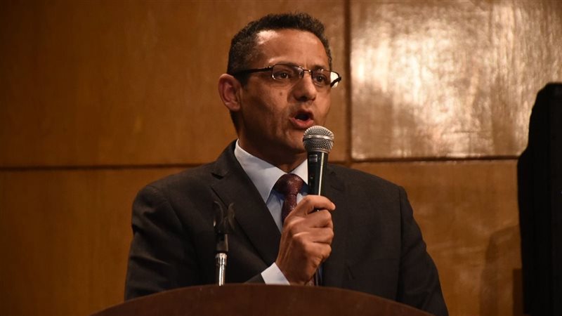 البلشي يوجِّه تحية لكل أم شهيد وصحفية تواجه صعوبات الحياة (صور)