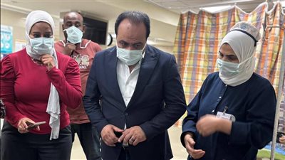 نائب الرعاية الصحية بالإسماعيلية يتفقد قسم الطوارئ بالمجمع الطبي