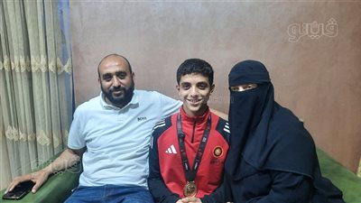 عبد الله حسونة بطل أفريقيا في المصارعة الرومانية يروى تفاصيل اقتناصه الذهبية (فيديو)