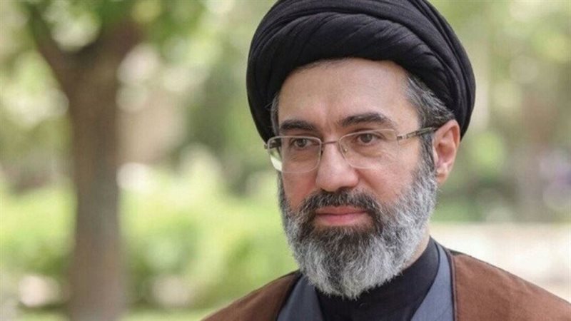 مجتبى خامنئي، فيتو