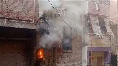 إصابة 3 أشخاص في حريق في محل بويات بالمنصورة 