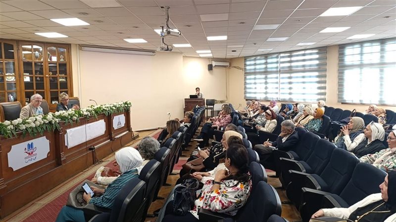 ملتقى آداب عين شمس