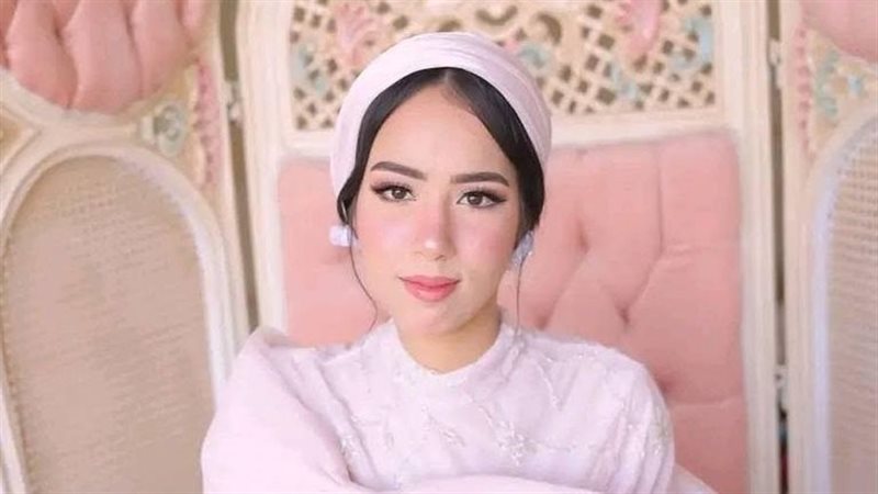 علياء قمرون