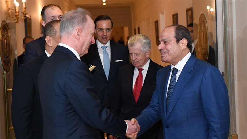 الرئيس السيسي يستقبل