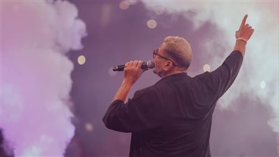 غناها الهضبة بحفل الجامعة الأمريكية، حكاية أغنية 