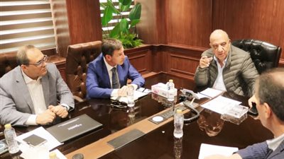 الكهرباء: تعميم مبادرة ترشيد الطاقة في المصانع والمستشفيات والفنادق 