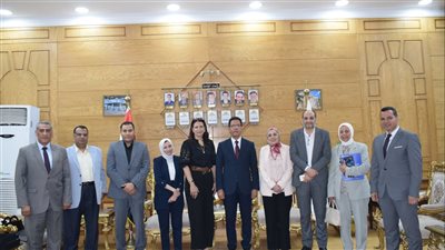 رئيس جامعة بنها خلال استقباله مديرة فولبرايت: الدولة حريصة على إتاحة فرص التعليم  