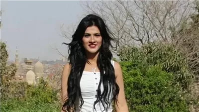  النيابة تستمع لأقوال نقيب المهن التمثيلية بعد القبض على الفنانة ياسمينا المصرى 