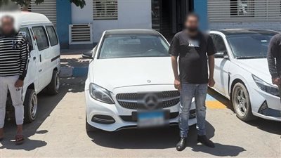 الأمن يكشف تفاصيل فيديو اداء 3 سيارات لحركات استعراضية بالشارع في الإسكندرية