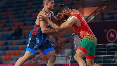 طالبان بجامعة القناة يحصدان ذهبيتين ببطولة أفريقيا للمصارعة