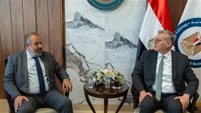  وزير البترول يتابع تنفيذ مشروع المجمع المتكامل للأسمدة الفوسفاتية وحمض الفوسفوريك بالسخنة