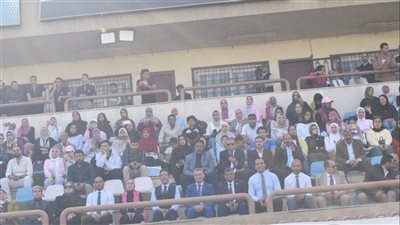 رئيس جامعة بنها يشهد فعالية 