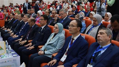 افتتاح المؤتمر الخامس لطلاب الدراسات العليا في مجال العلوم التطبيقية بجامعة بنها